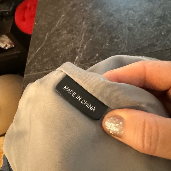 Burberry Tote Bag - Picture 8 of 8